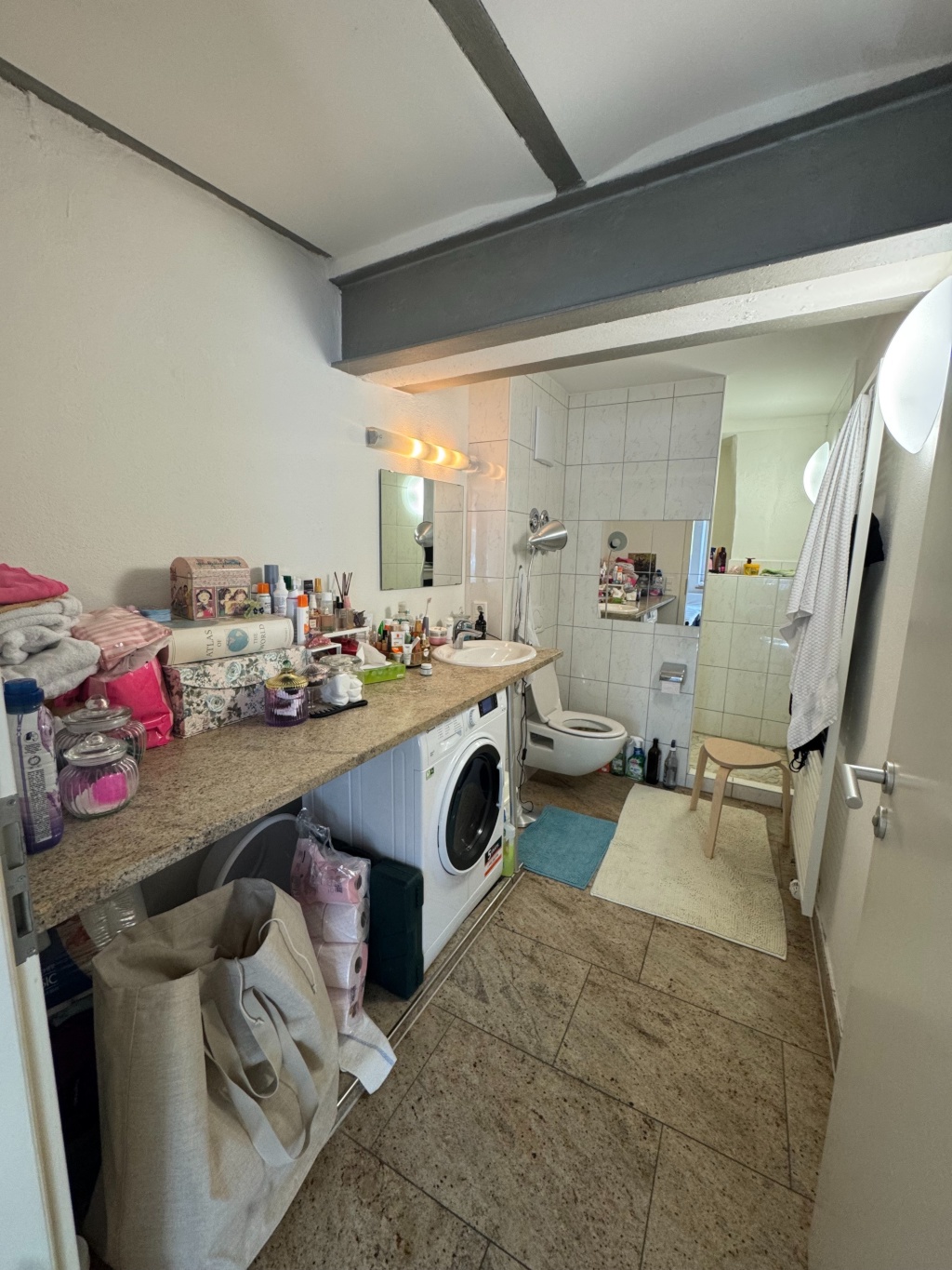 Helle, sonnige 55m2-Wohnung im Ulmer Fischerviertel – möblierte Untermiete von Okt. 2026 bis März 27 – Schwörhausgasse 16, 89073 Ulm Fischerviertel – Vorschaubild 9