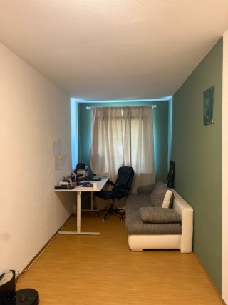 Anzeigenbild: Möbliertes WG-Zimmer in Jena-Lobeda Ost – befristet bis Ende Januar