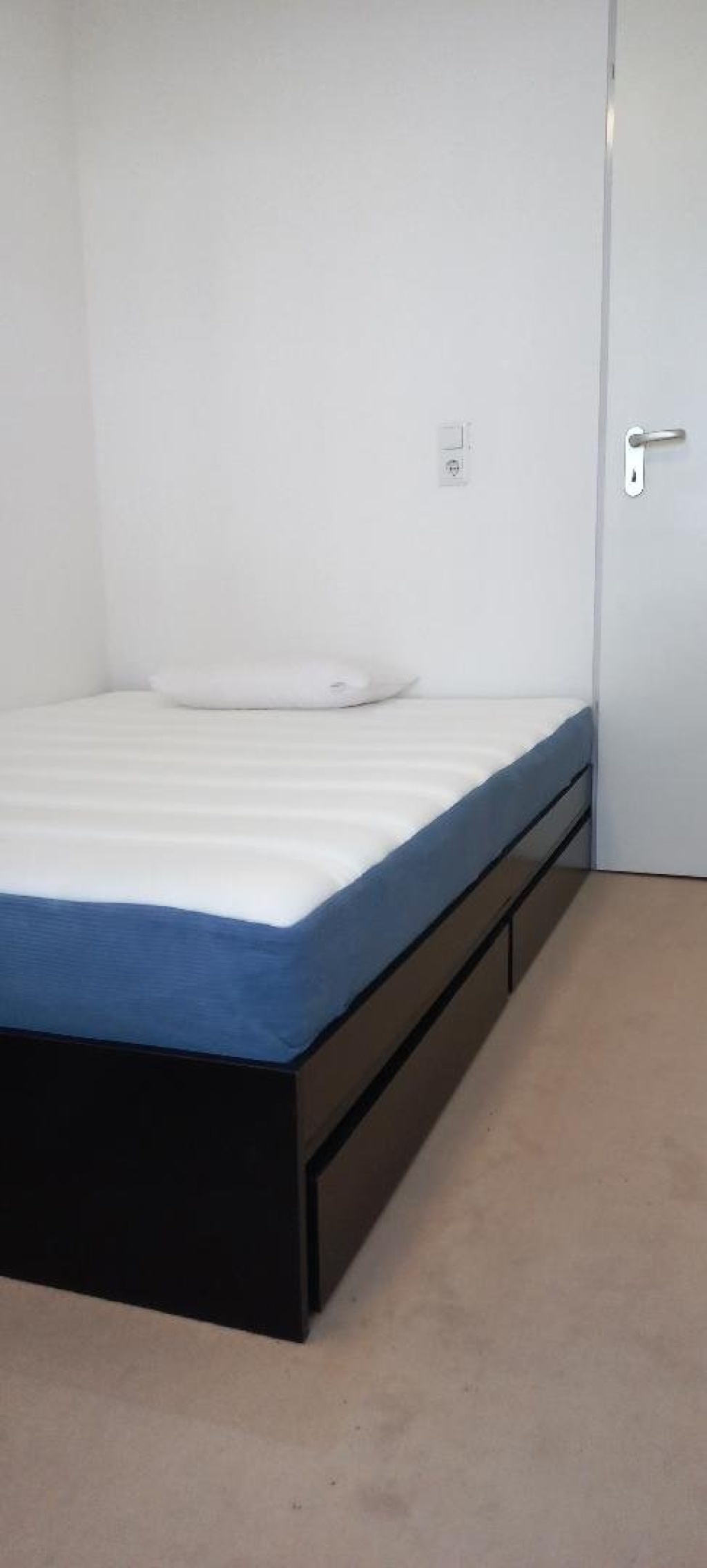 Habitación en WG Mariendorf Ahrensdorfer Straße 3 - foto 1