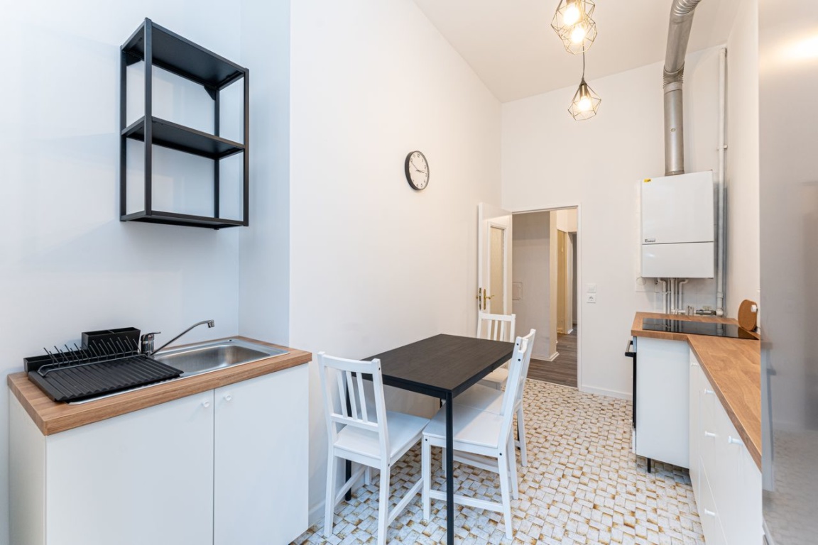 Top WG-Zimmer: Möbliert, zentral gelegen und mit Anmeldung – Lüneburger Straße, 10557 Berlin – Vorschaubild 7