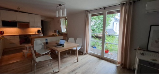 Room to subrent / helles Zimmer zur Zwischenmiete Prenzlauer Berg