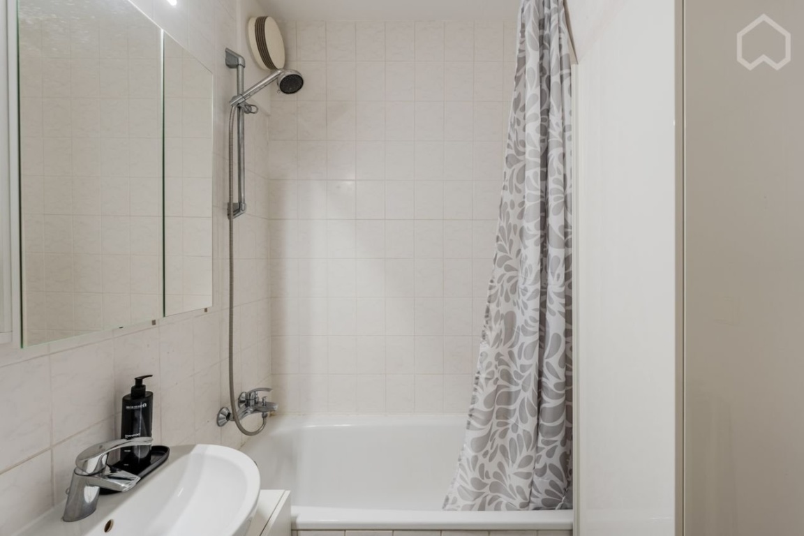 1-Zimmer-Wohnung Berlin Fischerinsel 10 - toilet 1
