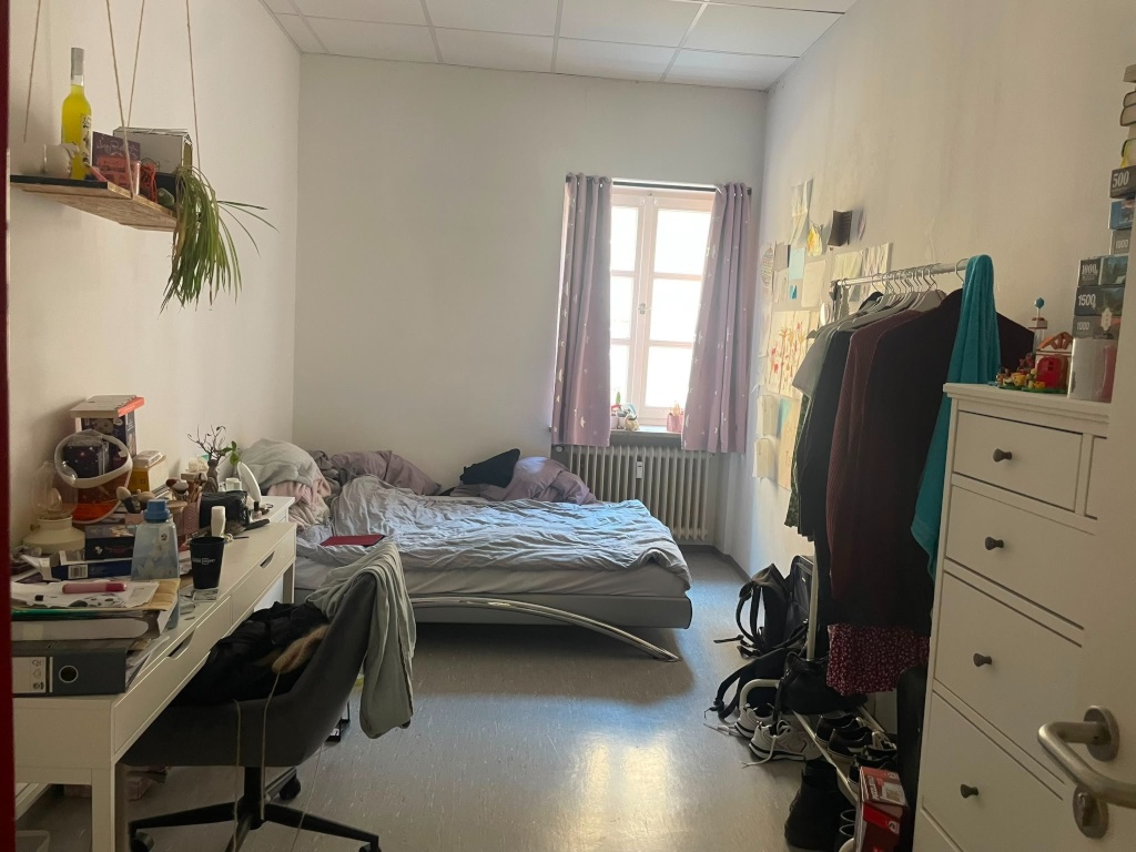 Habitación en WG Altstadt Heilig-geist-gasse 411 - Zimmer 9 (Frei ab 1.10.)