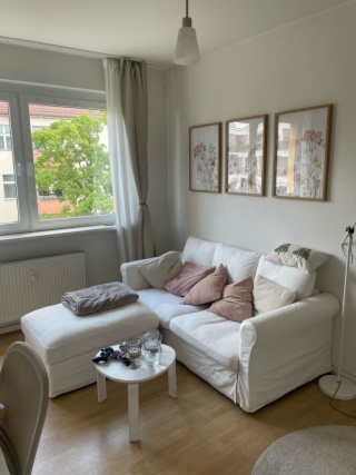 großes Zimmer zu vermieten | keine Kaution |
