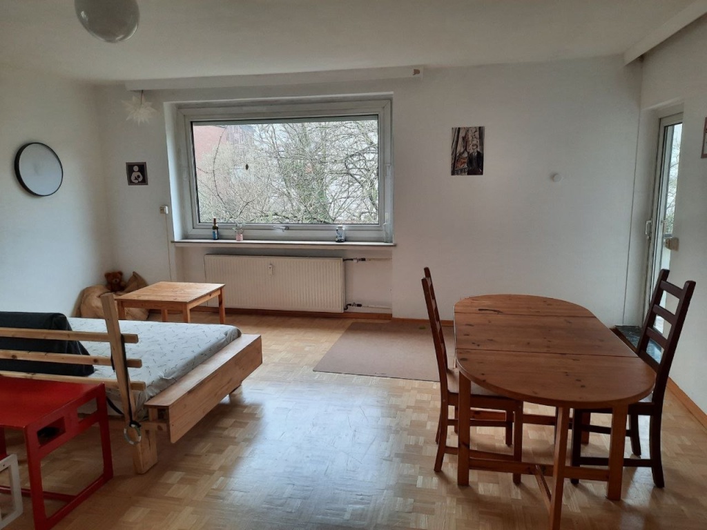 Ruhige 4-Zi. Wohnung mit Balkon im Peterswerder