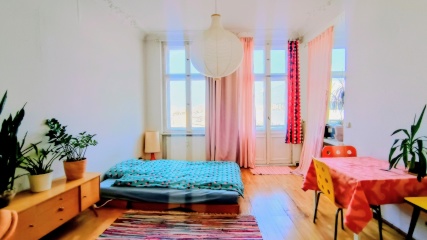 Sun-filled Studio Apartment In the Heart of Neukölln - 3min to the station (Available from August/ 6months ~ 1year) — photo 1