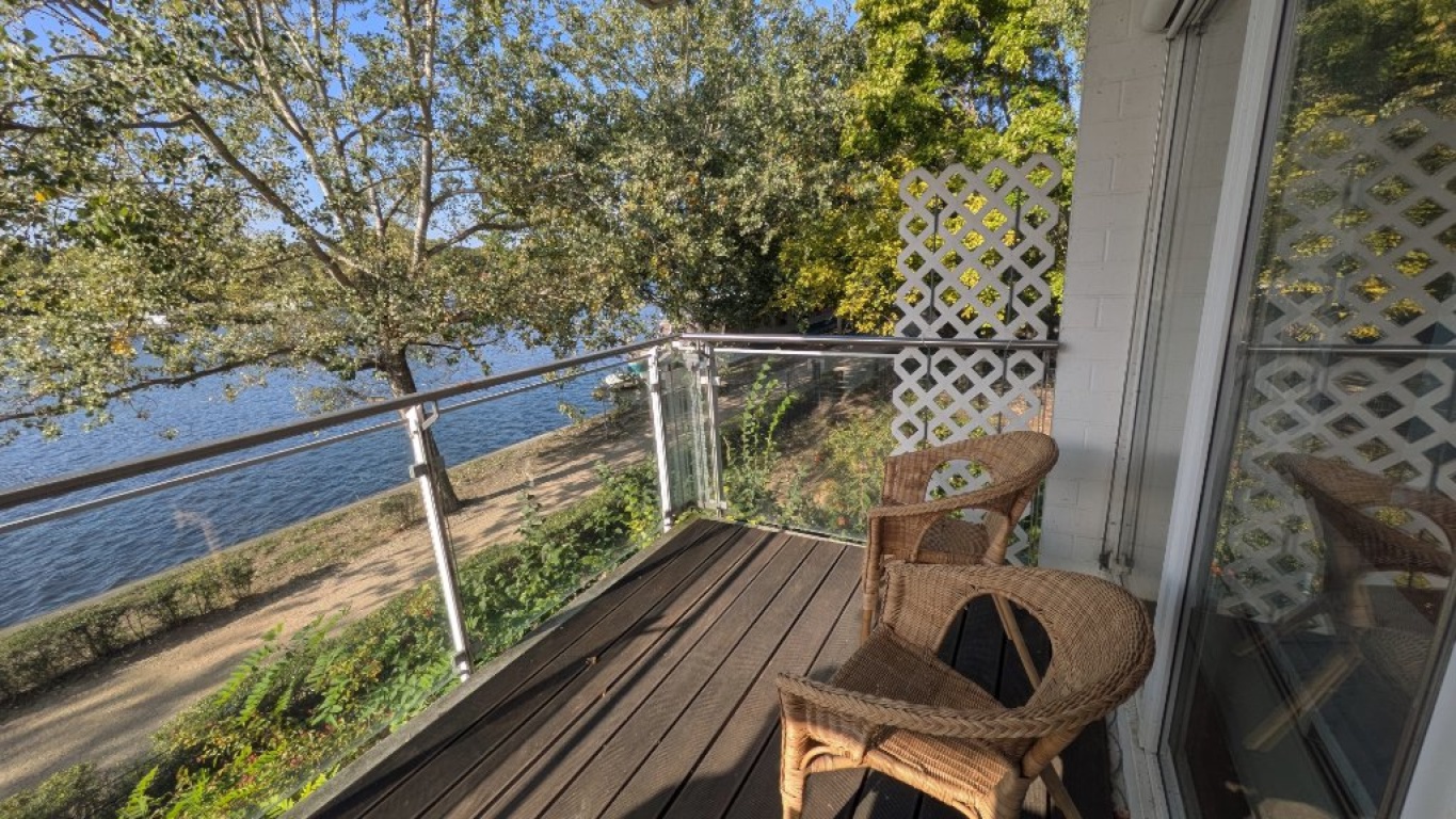 Halbinsel Stralau: 2-Zimmer-Wohnung an der Spree (befristet bis Februar 27!) – Alt-Stralau, 10245 Berlin Friedrichshain-Kreuzberg – Vorschaubild 2