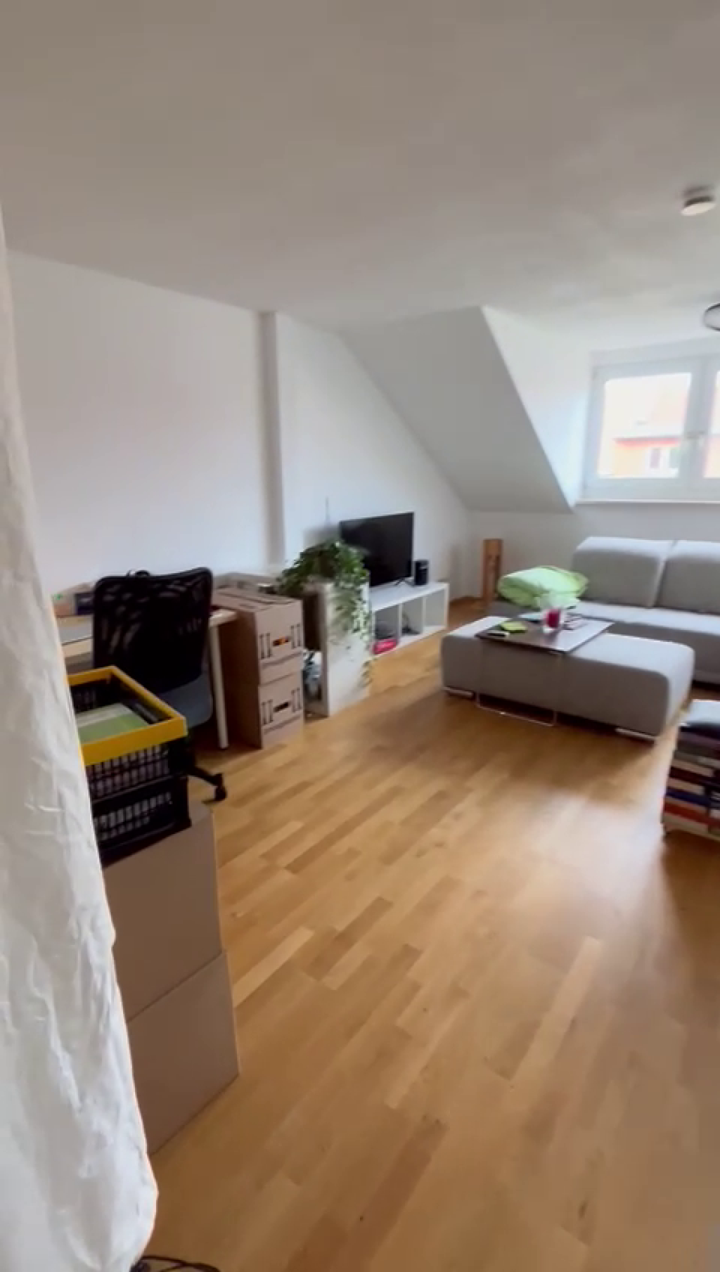 gemütliche 2 Zimmer-Wohnung gut gelegen – Breitscheidstraße, 99086 Erfurt Johannesvorstadt – Vorschaubild 4