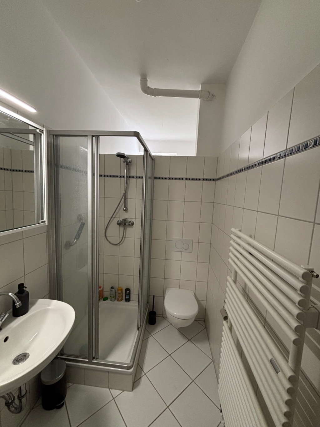 Ruhige, vollmöblierte Altbauwohnung im Hinterhaus – 3 Zimmer mit zwei Balkonen – Friedrichshaller Straße 23, 14199 Berlin Schmargendorf – Vorschaubild 5