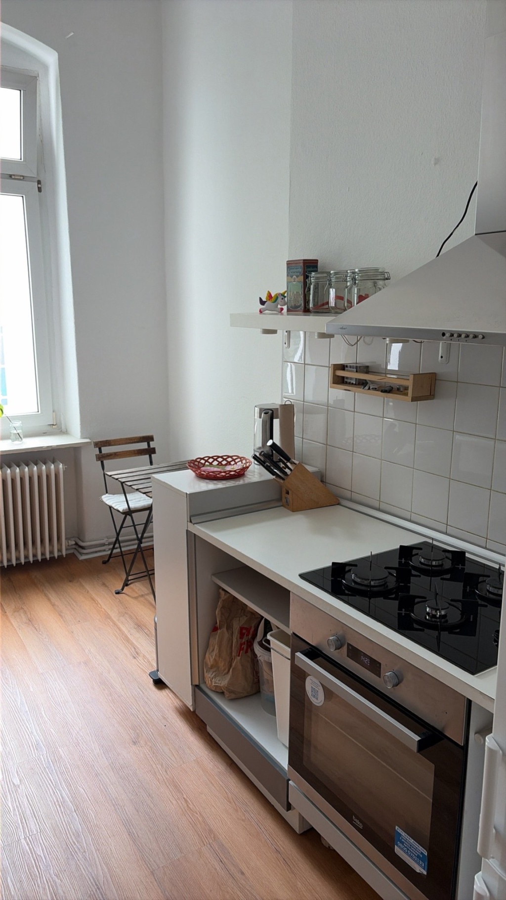 Ab sofort/1.9. bis 30.11.: 2Zi-Altbau mit Balkon+Klavier Nähe Ringbahn, ruhig, möbliert, grün, kurzfristig verfügbar – Beckerstraße, 12157 Berlin Friedenau – Vorschaubild 5
