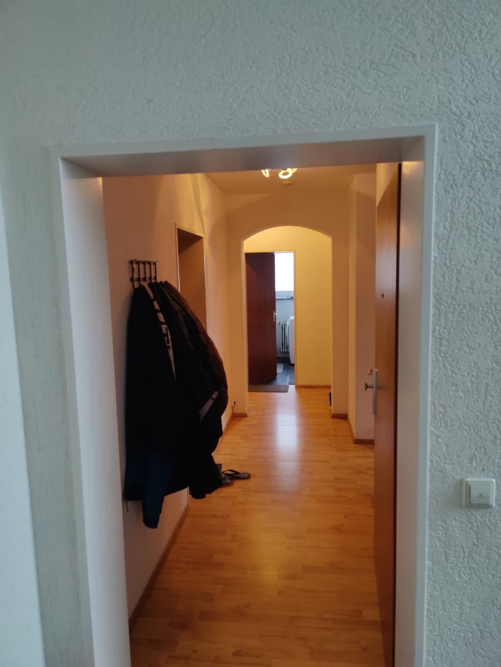 Habitación en WG Weingarten Hügelheimer Weg 5 - Diele/Hallway
