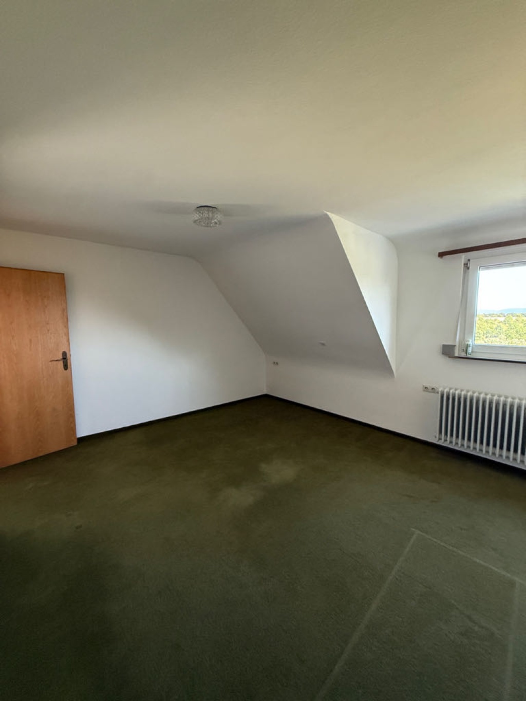 WG-Zimmer Kusterdingen Kelterweg 3 - Zimmer 4 (OG)