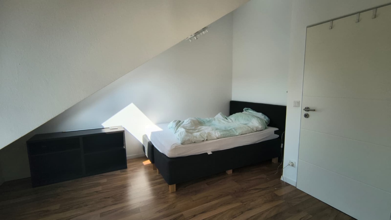 WG-Zimmer Aschheim Gaußring - Bild 3