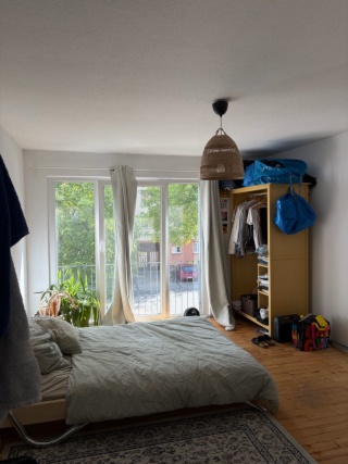 Ad image: WG-Zimmer in Nürnberg zu vermieten als Hauptmieter für die wg, KEINE ganze Wohnung!) Helle und zentral gelegene Wohnung am Rathenauplatz – Ideal für Studenten und Young Professionals!