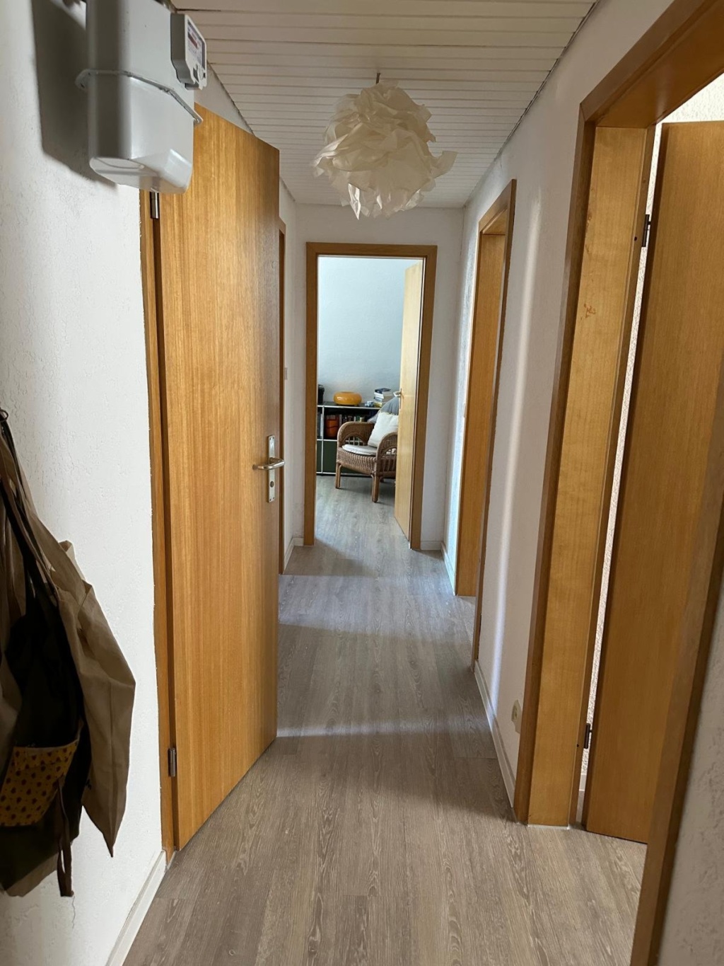 Helle, Schöne 2,5-Zimmer-Wohnung in Toplage Stuttgart-Marienplatz ab 01.10.2026 – keine Provision, WG-geeignet – Böblinger Str. 5, 70178 Stuttgart Süd – Vorschaubild 2