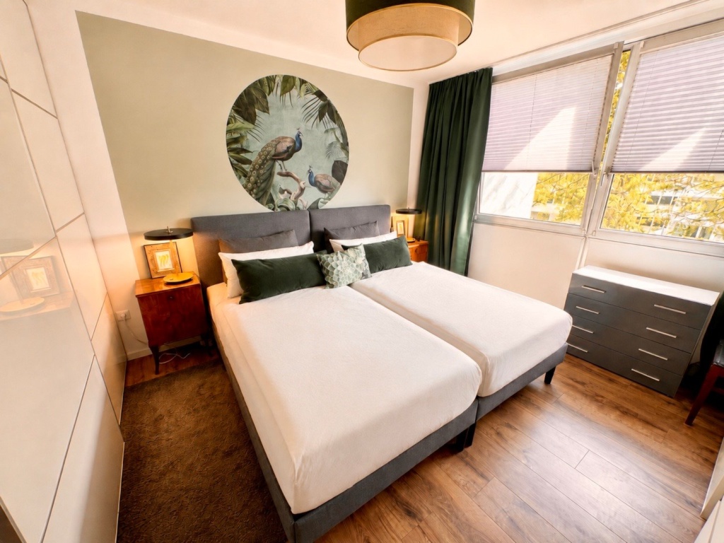 Möblierte 3-Zimmer Wohnung in Schwabing am Englischen Garten / 01.11.26 - 30.04.27 – Beltweg 22, 80805 München Schwabing-Freimann – Vorschaubild 6