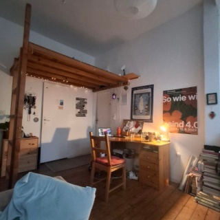 Ad image: Zwischenmiete // Großes Zimmer mit Privatbad in der Neustadt // ab 01.09 bis 31.10