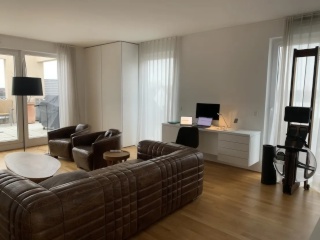 Anzeigenbild: Peaceful Flatshare in a Quiet Residential Area