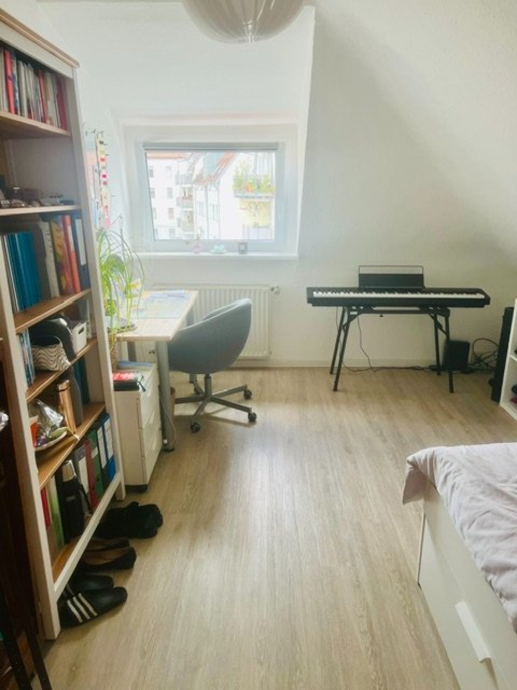 Helle, Schöne 2,5-Zimmer-Wohnung in Toplage Stuttgart-Marienplatz ab 01.10.2026 – keine Provision, WG-geeignet – Böblinger Str. 5, 70178 Stuttgart Süd – Vorschaubild 3