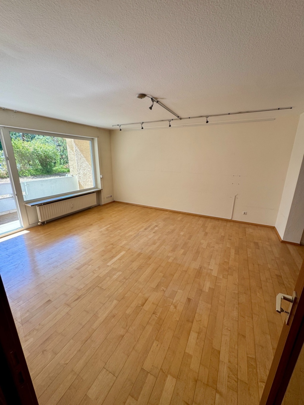 Wohnung als WG-Traum in Uni / FH / Klinik und Stadt- Laufweite Mainz-Bretzenheim: 4 Zimmer + Balkon & Gemeinschaftsgarten – Michael-Müller-Ring 2, 55128 Mainz Bretzenheim – Vorschaubild 2
