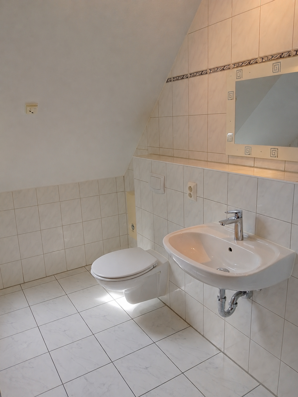 Campus in 5 Minuten - beliebtester Stadtteil - 5,5 Zimmer Wohnung – Sickingenstraße 5, 39108 Magdeburg Stadtfeld Ost – Vorschaubild 2