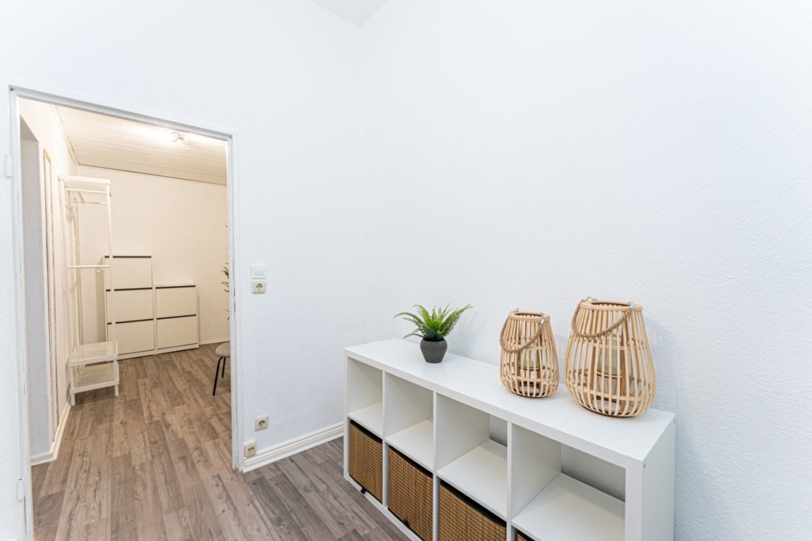 Top WG-Zimmer: Möbliert, zentral gelegen und mit Anmeldung – Lüneburger Straße, 10557 Berlin – Vorschaubild 12
