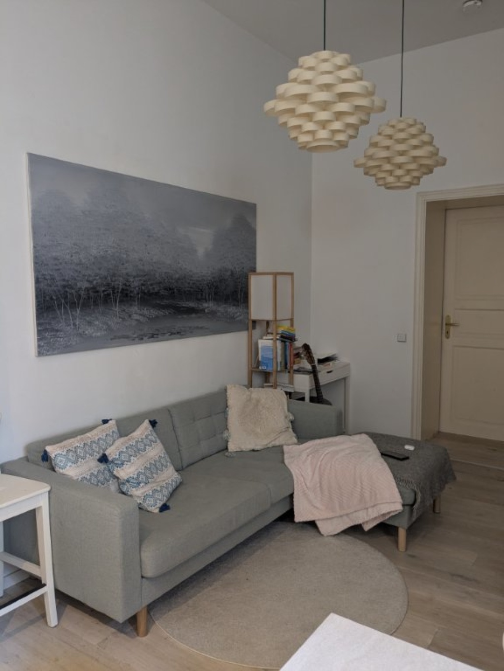 Wohnung Friedrichshain Finowstr. - Offenes Wohnzimmer mit Couch