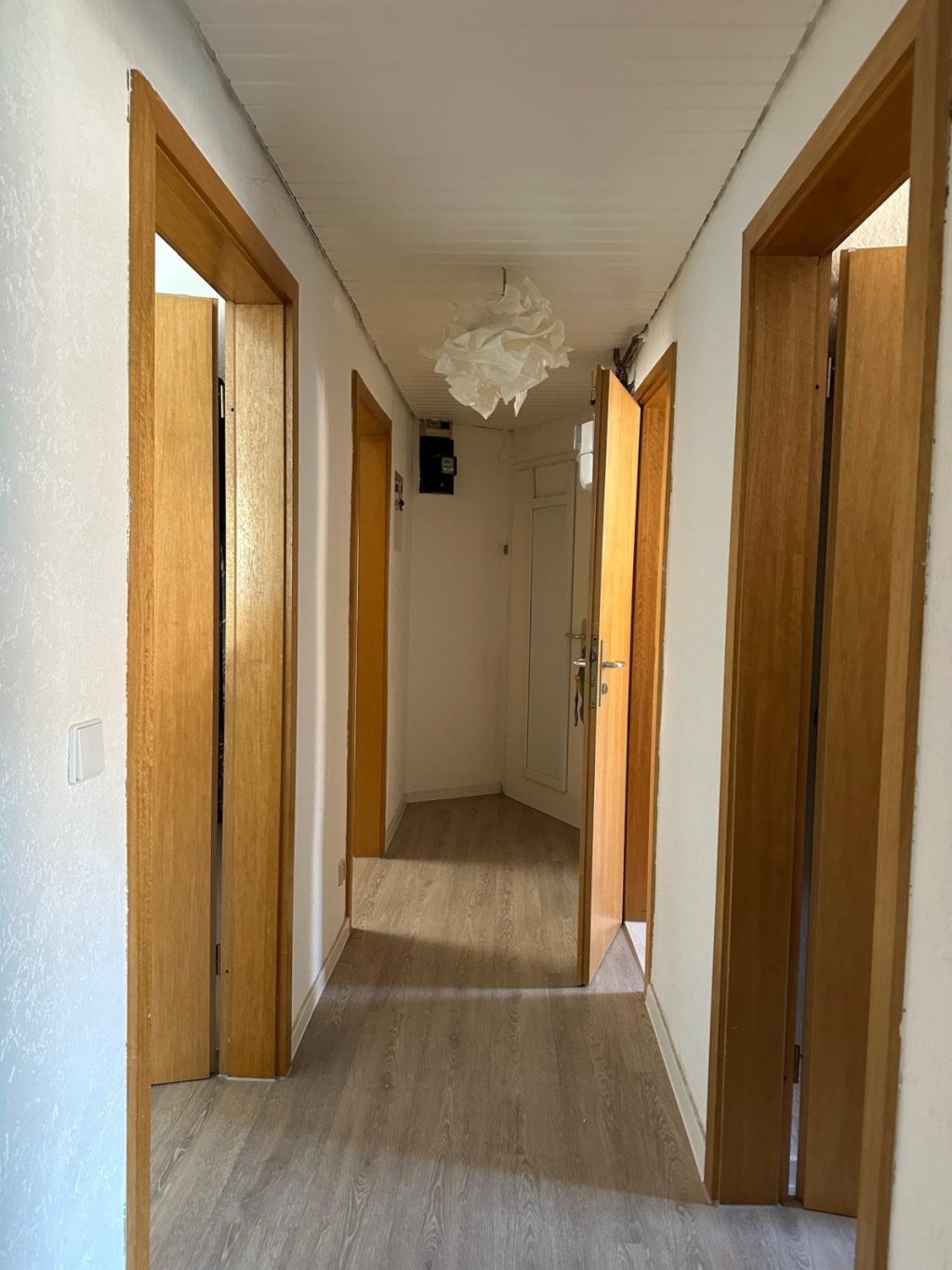 Helle, Schöne 2,5-Zimmer-Wohnung in Toplage Stuttgart-Marienplatz ab 01.10.2026 – keine Provision, WG-geeignet