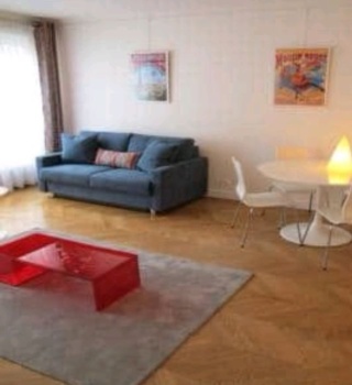 37 m2 one-bedroom apartment — photo 1