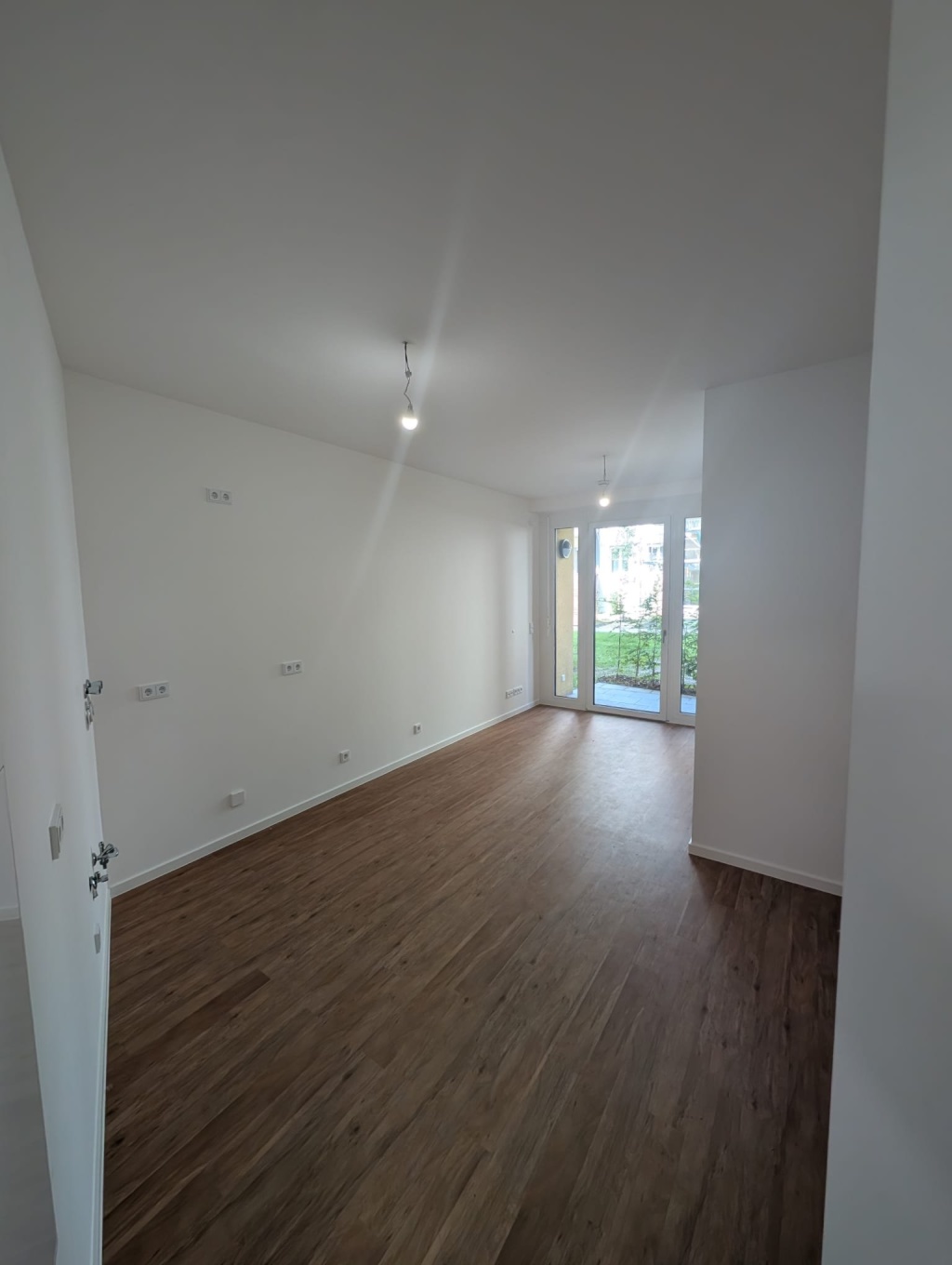 Erstbezug nach Neubau mit Anmeldung (2026)! Moderne, energieeffiziente 2-Zimmer-Wohnung mit Terrasse im ruhigen Innenhof – Berlin-Friedrichshain