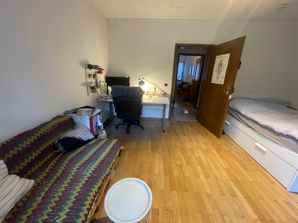 Gemütlich möblierte Wohnung zur Untermiete in Essen-Holsterhausen – Hans-Thoma-Straße, 45147 Essen Holsterhausen – Vorschaubild 3