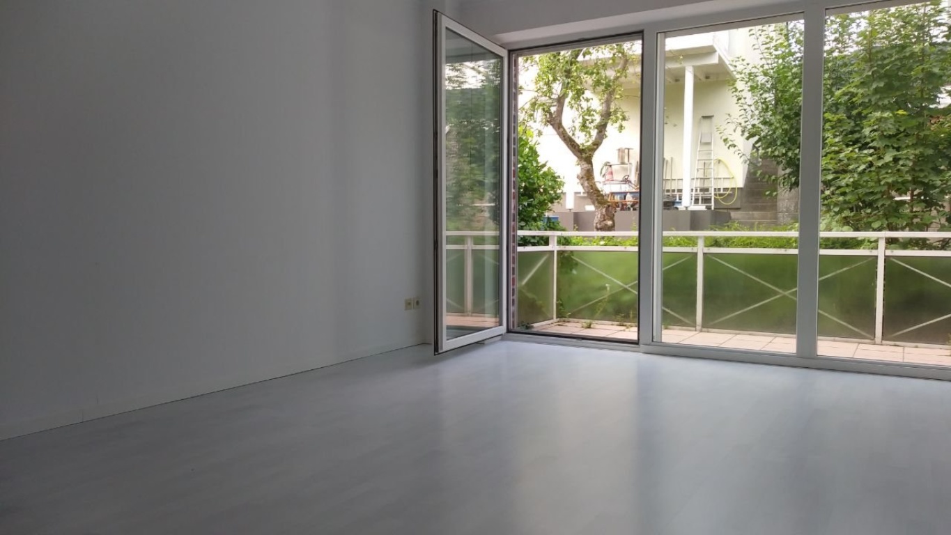 Ruhige Wohnung in Parknähe zu vermieten