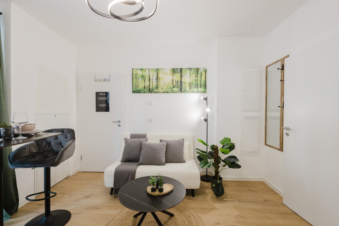 Kernsanierte und Möblierte All-Inclusive Wohnung in der Altstadt – Prinzenweg 6, 93047 Regensburg Innenstadt – Vorschaubild 3