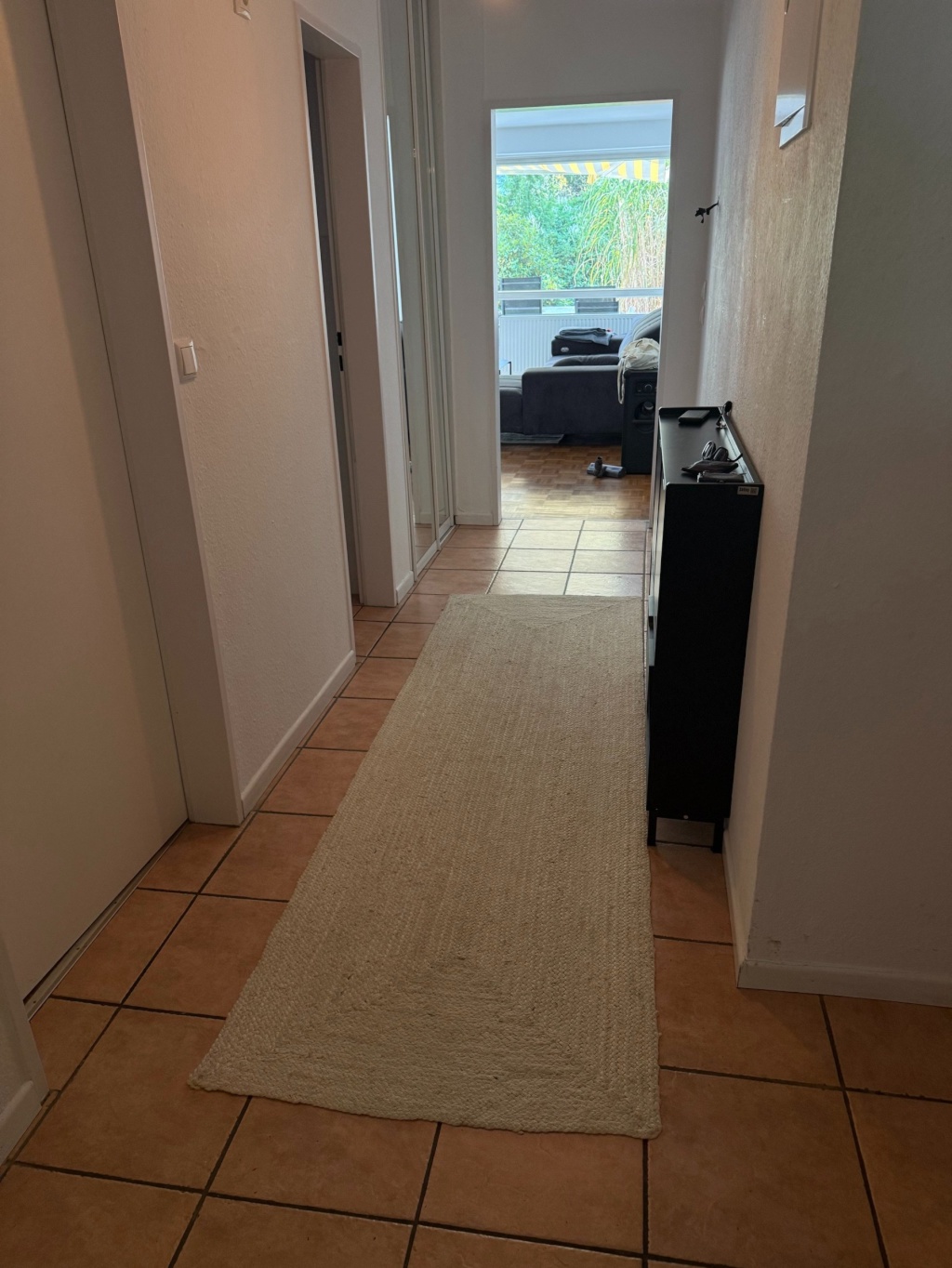 2-Zimmer Wohnung - 5 min zur Außen-Alster, 10 min zum HBF mit Terrasse mit Sonne den ganzen Tag über – Heinrich-Hertz-Str., 22085 Hamburg Uhlenhorst – Vorschaubild 3