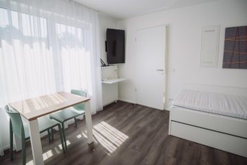 Anzeigenbild: Vollmöbliertes 1-Zimmer-Studentenapartment - modern in der Waldstadt