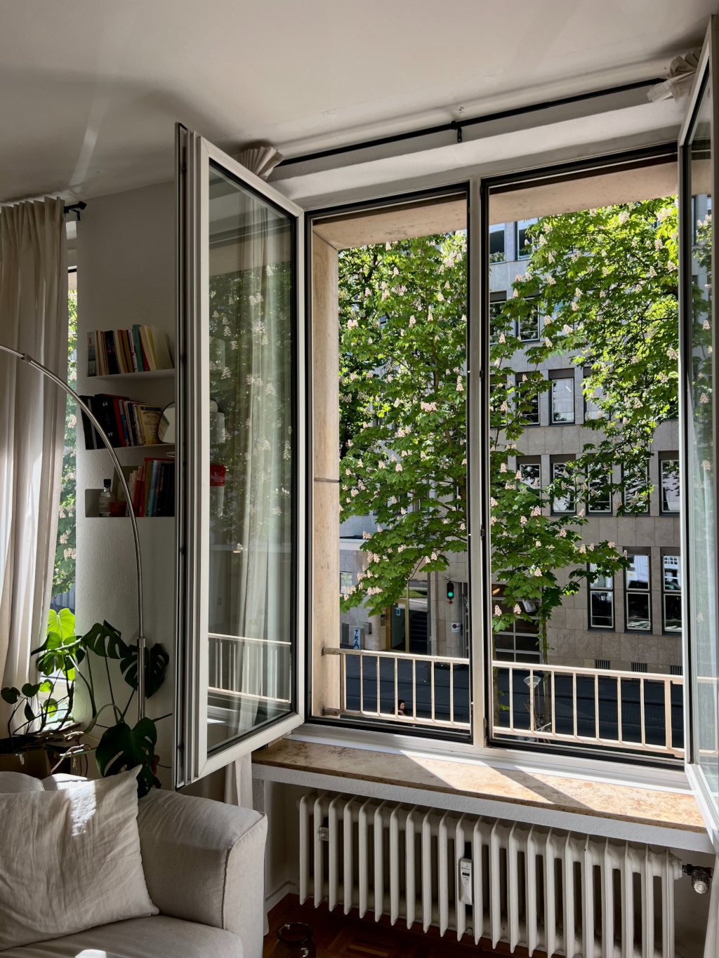 Oktober - November 2026 - Zentrale Wohnung zur Untermiete in Köln – Kaiser-Wilhelm-Ring, 50672 Köln Neustadt-Nord – Vorschaubild 4