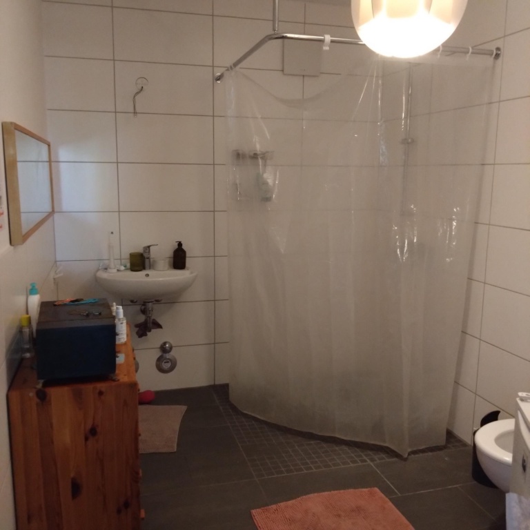 Zwischenmiete in Köln nah am Zentrum und in ruhiger Lage – Akazienweg 56a, 50827 Köln Bickendorf – Vorschaubild 3