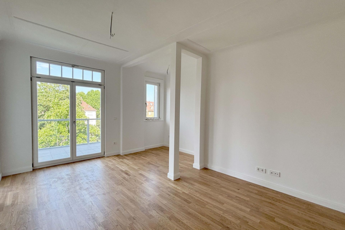 5-Zi. DG-Whg. EBK/Balkon/Wintergarten - WG geeignet