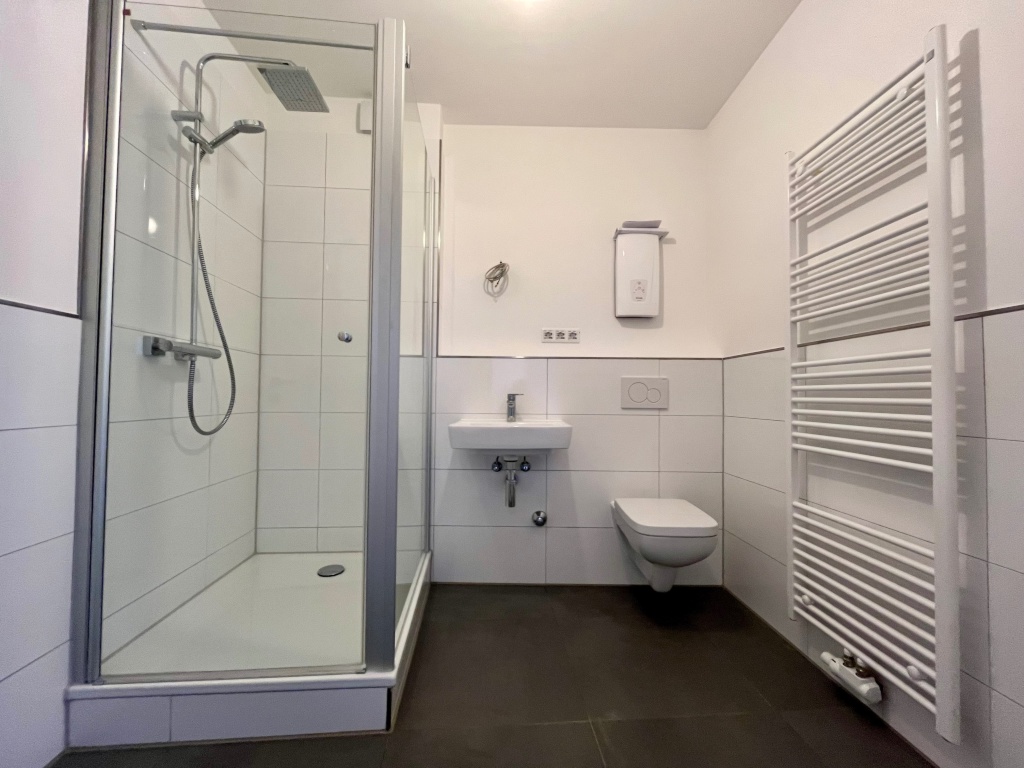 Top Saniert: Helle 1-Zimmer-Wohnung in Essen-Borbeck, barrierefrei – Marktstraße 14, 45355 Essen Borbeck – Vorschaubild 3