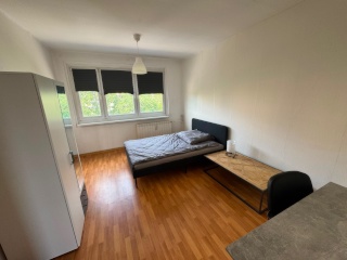 Helle vollmöblierte 3 Zimmer Dachgeschosswohnung ab 09/2026 — photo 1