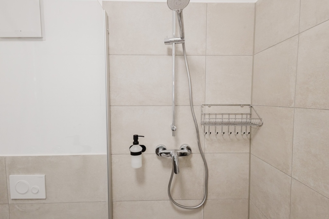 Kernsanierte und Möblierte All-Inclusive Wohnung in der Altstadt – Prinzenweg 6, 93047 Regensburg Innenstadt – Vorschaubild 10