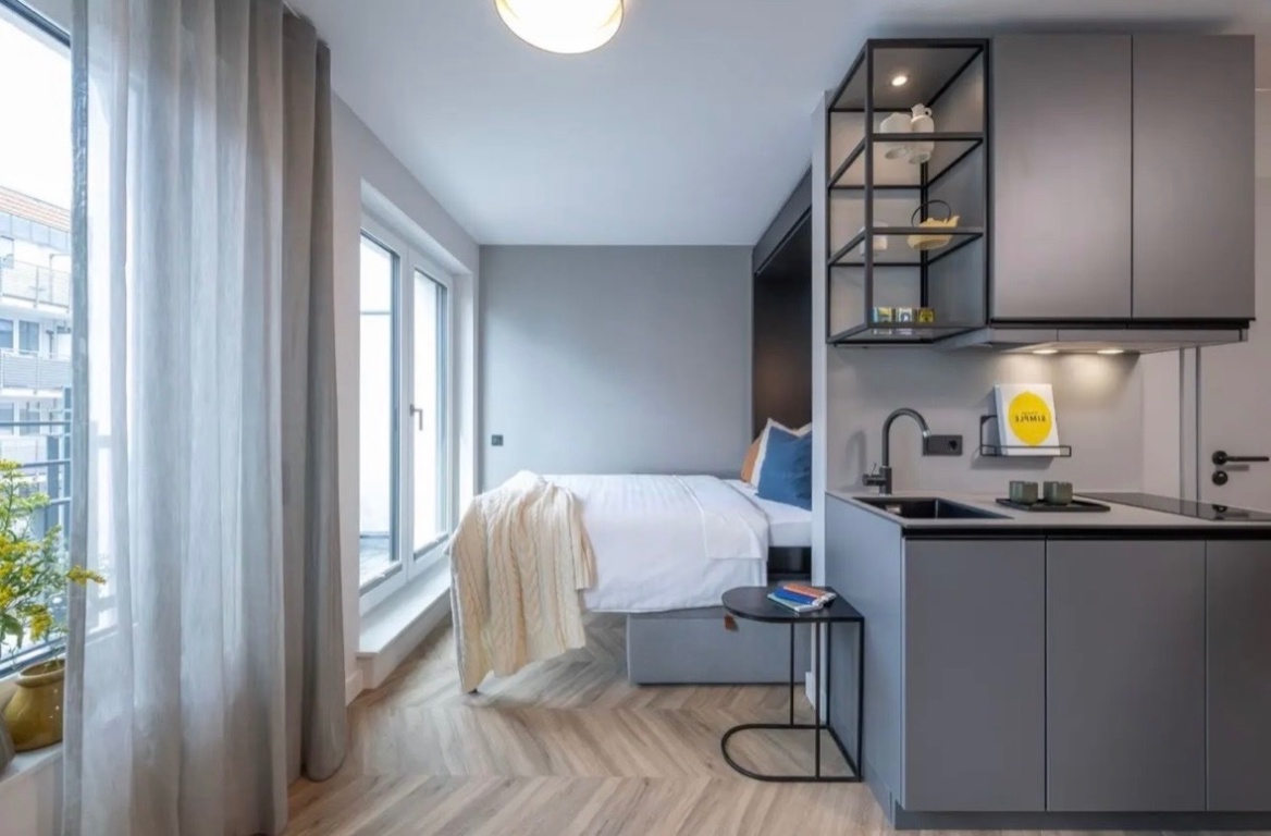 Möbliertes Design-Studio in Friedrichshain mit EBK, Balkon, luxuriösem Bad — Untermiete 1,5 Monate – Kreutzigerstraße, 10247 Berlin Berlin – Vorschaubild 7
