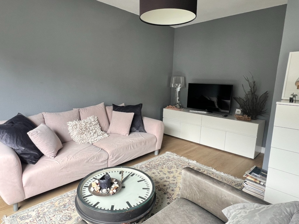 WG-Zimmer Stadtmitte Klosterstraße - Wohnzimmer