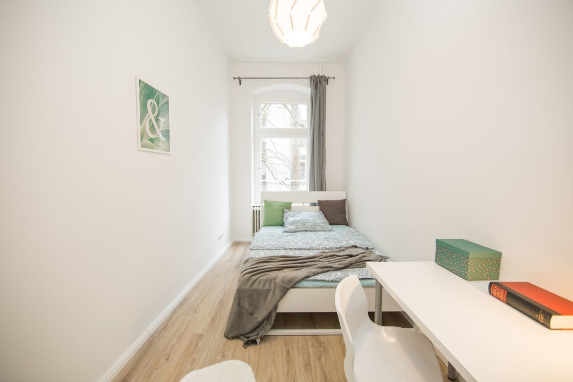 Modern möbliertes WG-Zimmer inkl. Anmeldung