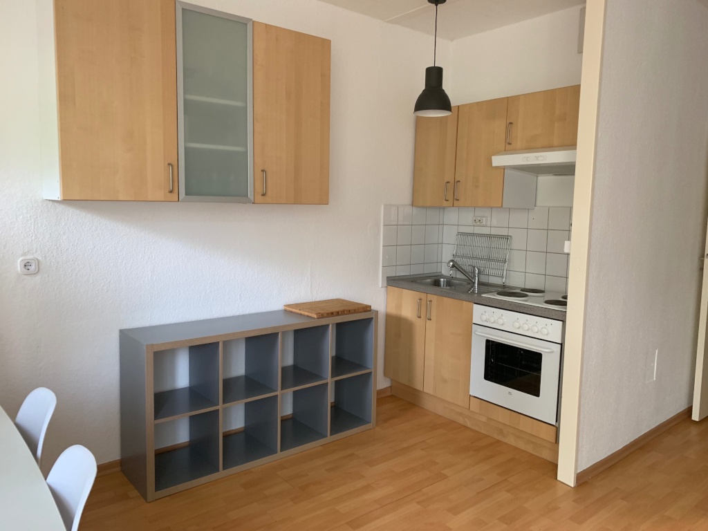 Voll möblierte all-inclusive Studio-Wohnung mit Spreeblick - 6 Monate Mindestmietdauer *** Fully furnished all-inclusive Studio apartment with Riverview - 6 months minimum stay – Claudiusstraße 10, 10557 Berlin Tiergarten – Vorschaubild 3