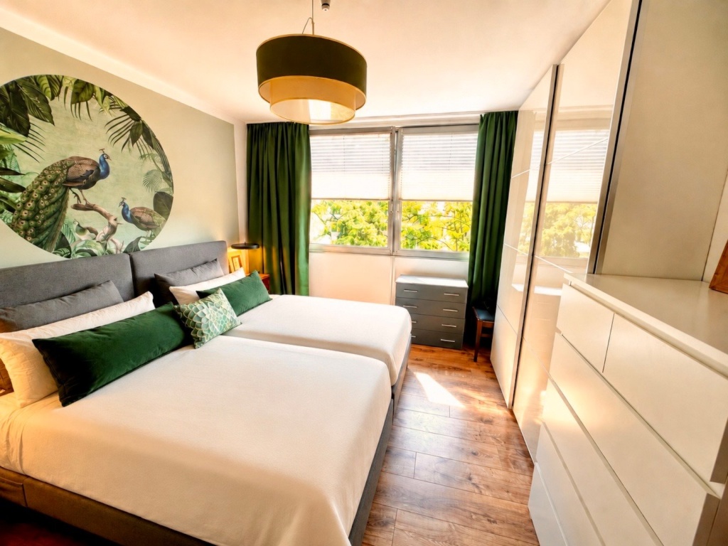 Möblierte 3-Zimmer Wohnung in Schwabing am Englischen Garten / 01.11.26 - 30.04.27 – Beltweg 22, 80805 München Schwabing-Freimann – Vorschaubild 5