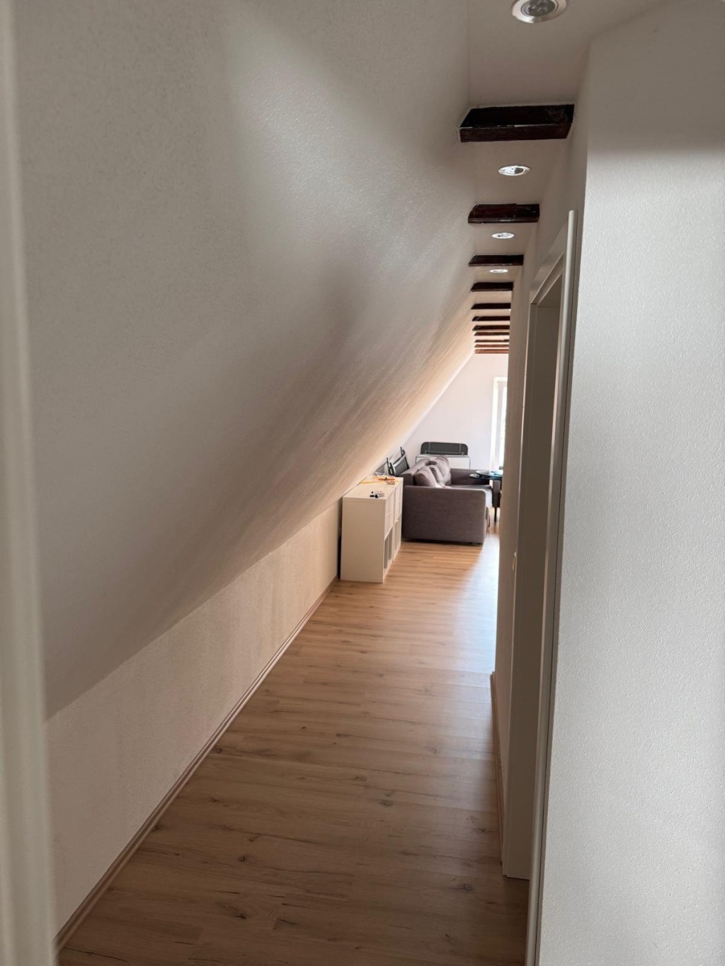 Nachmieter für die Wohnung in Weende zum 1.10 gesucht – Breite Straße 2, 37077 Göttingen Weende – Vorschaubild 3