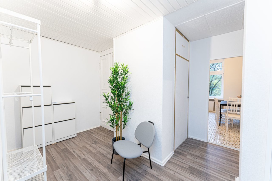 Top WG-Zimmer: Möbliert, zentral gelegen und mit Anmeldung – Lüneburger Straße, 10557 Berlin – Vorschaubild 16