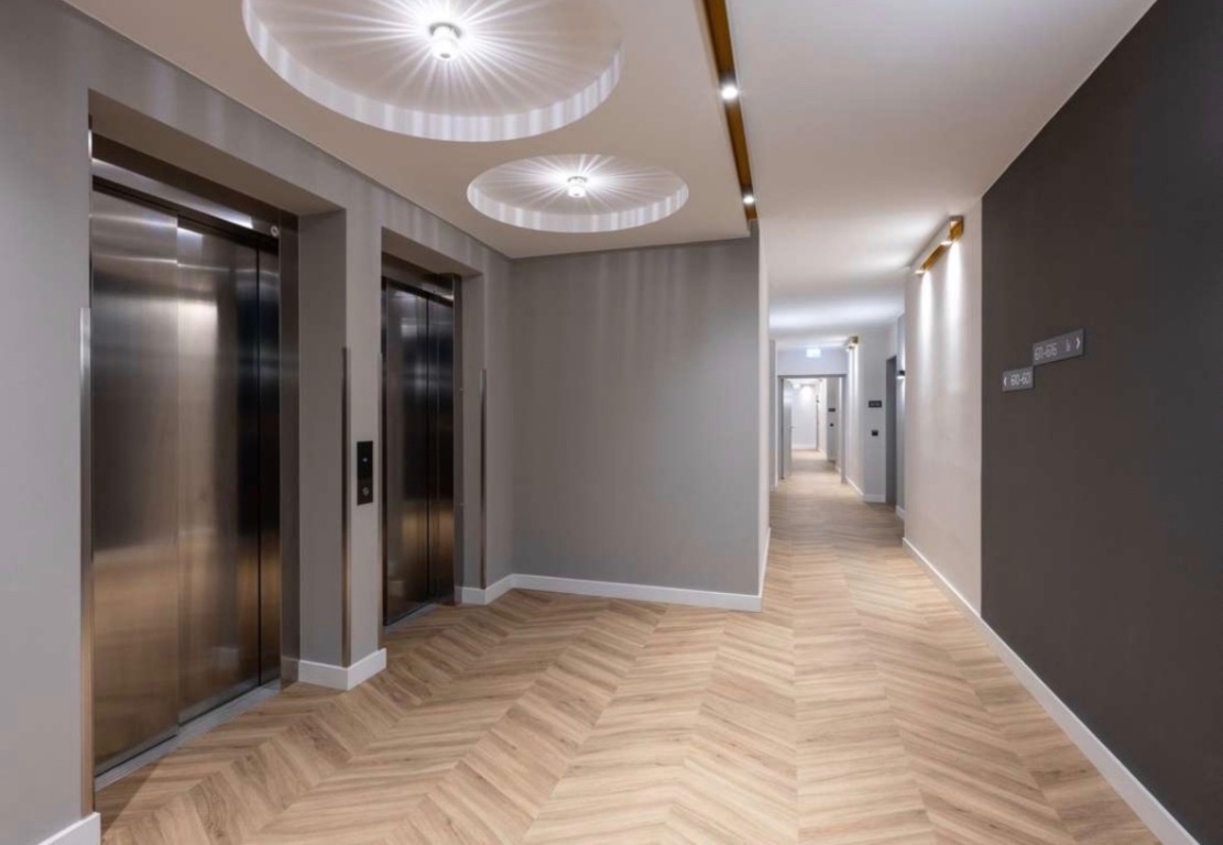 Möbliertes Design-Studio in Friedrichshain mit EBK, Balkon, luxuriösem Bad — Untermiete 1,5 Monate – Kreutzigerstraße, 10247 Berlin Berlin – Vorschaubild 9