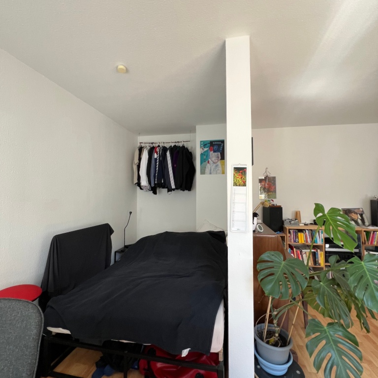 Zwischenmiete in gemütlicher Wohnung, Reudnitz/Anger-Crottendorf, 3.OG – Schirmerstraße 6, 4318 Leipzig Anger-Crottendorf – Vorschaubild 4